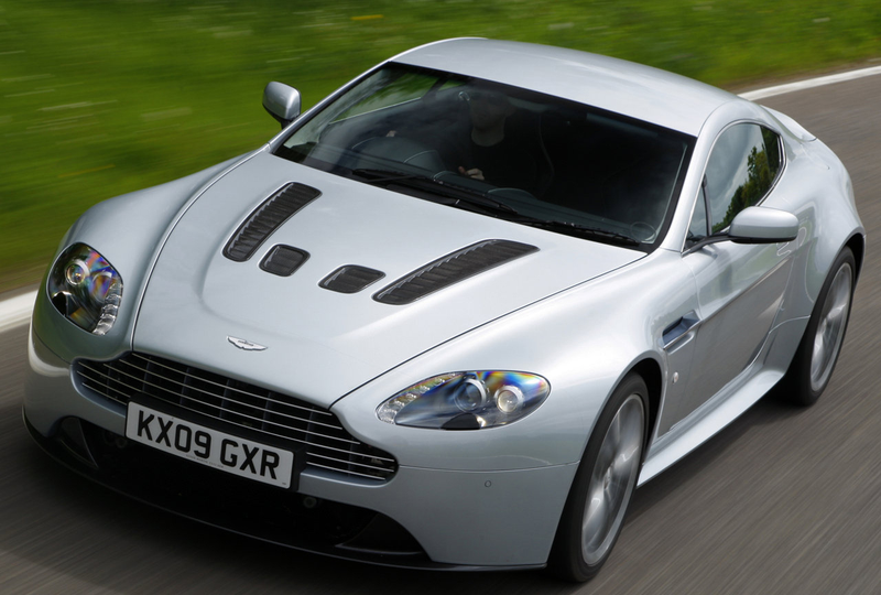 Illustration for article titled 2010 Aston Martin V12 Vantage: Driven